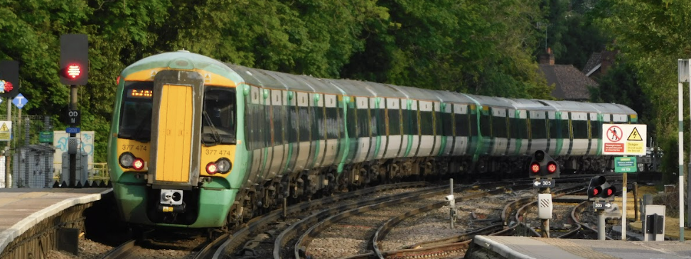 class 377 train from london to lewes