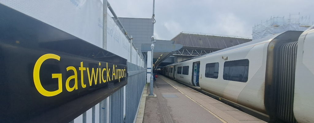 gatwick airport station