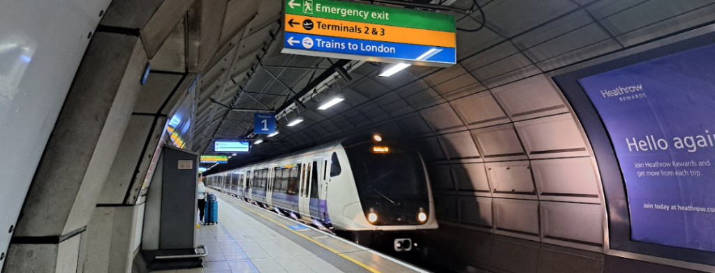 elizabeth line train to london heathrow airport